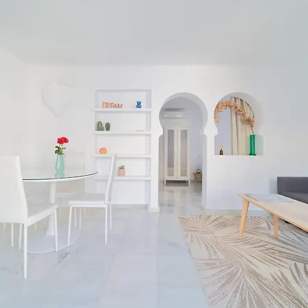 Andaluz Salt Pool Bliss Villa